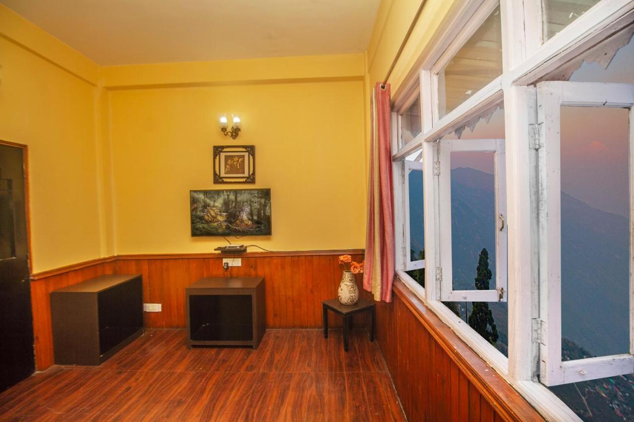 Central Gleneagles Heritage Resort Former Bungalow Of Ex-Tata Chairman Russi Mody The Mall Road Darjeeling Дарджилинг Екстериор снимка