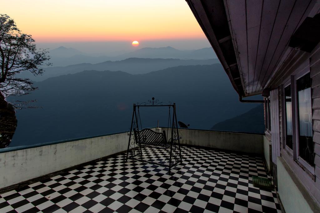 Central Gleneagles Heritage Resort Former Bungalow Of Ex-Tata Chairman Russi Mody The Mall Road Darjeeling Дарджилинг Екстериор снимка